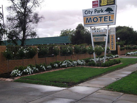City Park Motel And Apartments - Accommodation Kalgoorlie 0