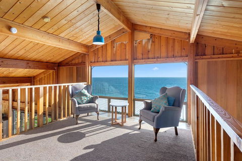 Cliffs End Beach Shack - 105 Gold Coast Drive, Carrickalinga - Accommodation Kalgoorlie 1