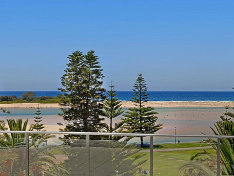 Coast Luxury Apartment Penthouse 23 - Accommodation Kalgoorlie 1