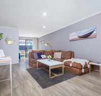 Coastal convenience Walk to the shops  cafes... - Accommodation Kalgoorlie