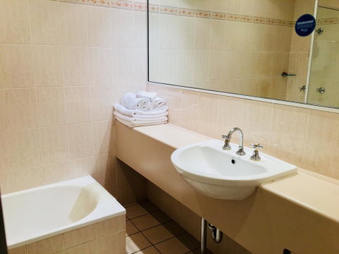 Comfort Inn Bushman's - Accommodation Kalgoorlie 1