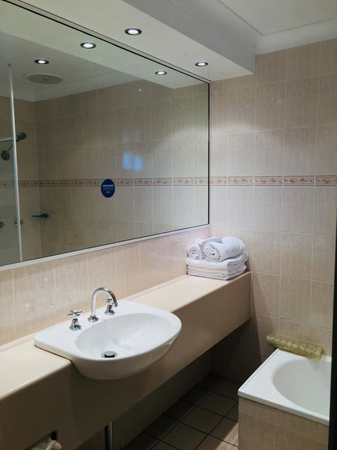 Comfort Inn Bushman's - Accommodation Kalgoorlie 3