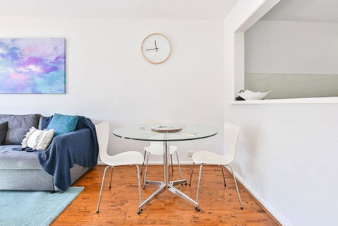 COMO A South Yarra Delight, Car Park And King Bed - Accommodation Kalgoorlie 3