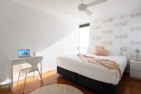COMO A South Yarra Delight, Car Park And King Bed - Accommodation Kalgoorlie 1
