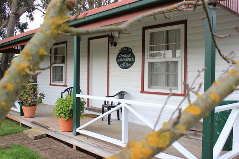Coonawarra's Pyrus Cottage - Accommodation Kalgoorlie 0
