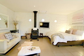 Book Hepburn Springs Accommodation Accommodation Kalgoorlie Accommodation Kalgoorlie