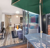 Cosmo Stays - Spacious 3-bedroom Deluxe Townhouse - Accommodation Kalgoorlie
