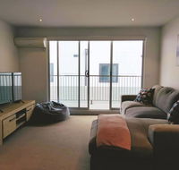 Cosy Modern Apartment in Brunswick - Accommodation Kalgoorlie