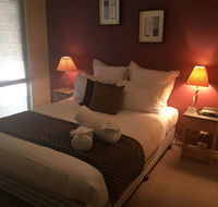 Cottage 1 Relax and Self Isolate in With Hot Tub - Accommodation Kalgoorlie