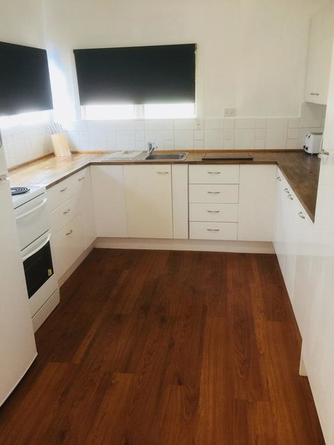 Cottage On Cork - Hatfield House - Accommodation Kalgoorlie 3