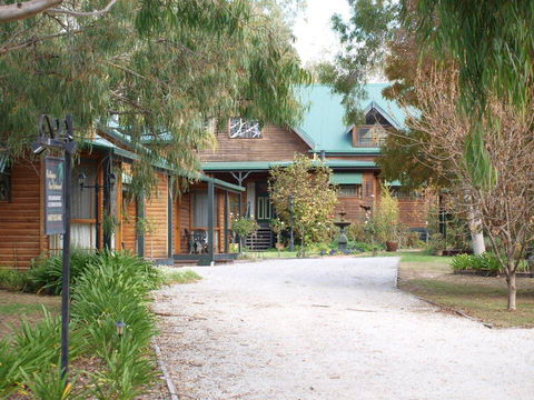 Cottages On Edward - Accommodation Kalgoorlie 2