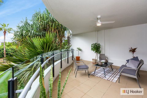 COTTON BEACH 85 - PRIVATE Mid Floor APARTMENT - Accommodation Kalgoorlie 2