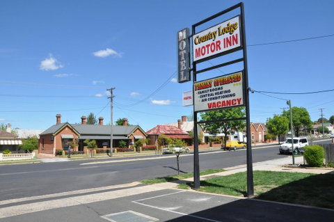 Country Lodge Motor Inn - Accommodation Kalgoorlie 0