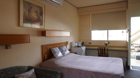 Country Motor Inn - Accommodation Kalgoorlie 1
