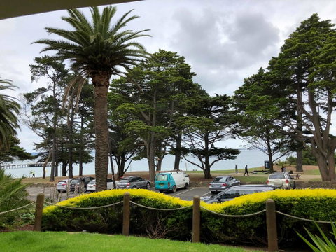 Cowes Partner Retreat - Beachfront - Accommodation Kalgoorlie 2