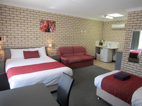 Cowra Crest Motel - Accommodation Kalgoorlie 2