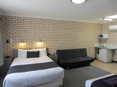 Cowra Crest Motel - Accommodation Kalgoorlie 3