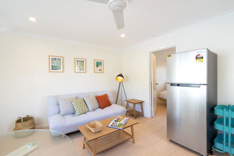 Cozy 1 Bedroom Apartment Minutes From The Beach - Accommodation Kalgoorlie 1
