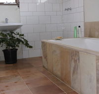 creative 3D sculpture - Accommodation Kalgoorlie