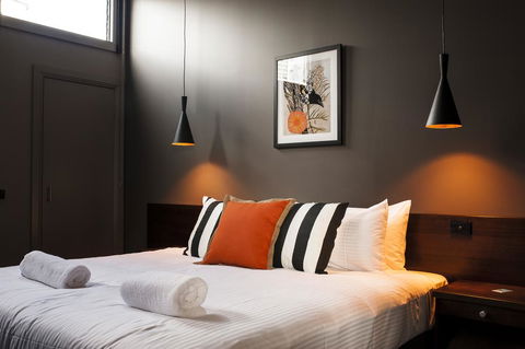 Criterion Hotel Sale - Accommodation Kalgoorlie 1