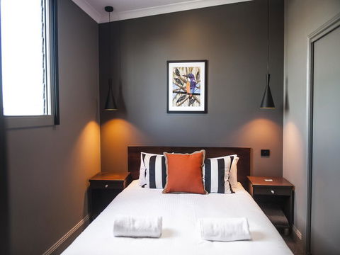Criterion Hotel Sale - Accommodation Kalgoorlie 0