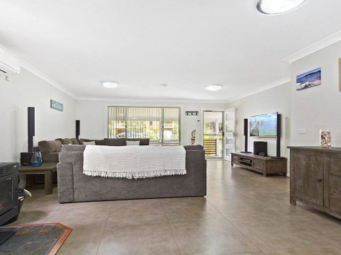 Currambene Cottage - All About Location - Accommodation Kalgoorlie 1