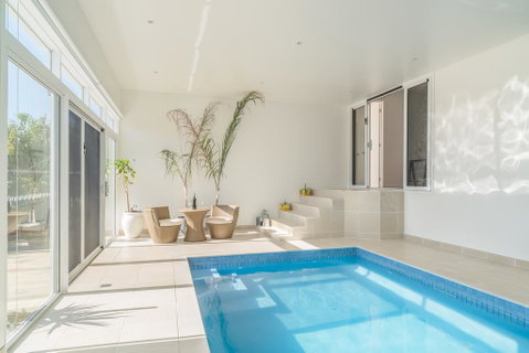 Currawong Close - Heated Pool, Home Theatre, WiFi, 4 Bdrm, Pool Table - Accommodation Kalgoorlie 0
