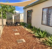 Cute Private Studio Flat with AIRCON - Accommodation Kalgoorlie