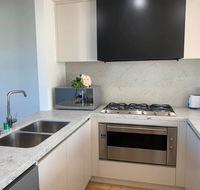 Delicate and Peaceful Bundoora Townhouse 10 - Accommodation Kalgoorlie