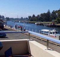 Dockside Waterfront Indulgence - Accommodation Kalgoorlie