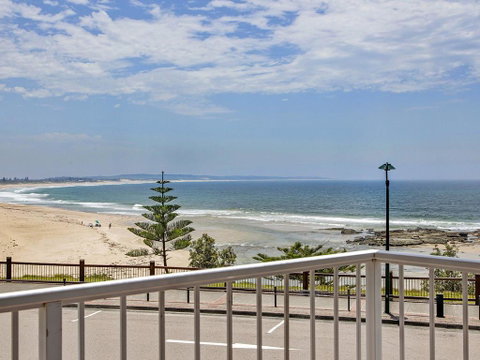 Dolphin Court 4 - Accommodation Kalgoorlie 1