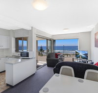 Dolphin Court 6