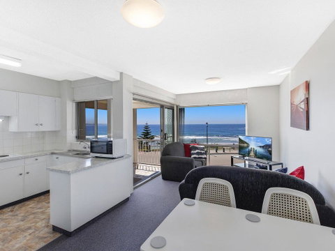 Dolphin Court 6 - Accommodation Kalgoorlie 0