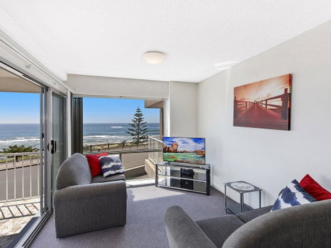Dolphin Court 6 - Accommodation Kalgoorlie 2