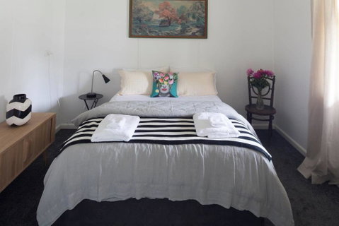 Domino House - Accommodation Kalgoorlie 2