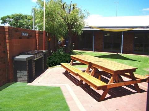 Dunsborough Inn Backpackers - Accommodation Kalgoorlie 0
