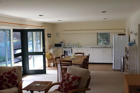 East Street Retreat - Accommodation Kalgoorlie 2