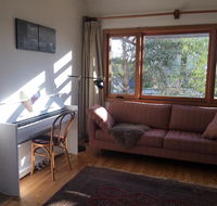 Eco-renovated light-filled house on a hill - Accommodation Kalgoorlie