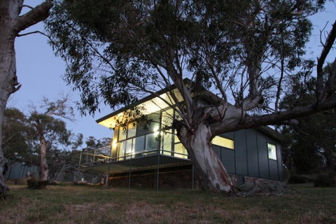 Ecocrackenback 13 - Sustainable Chalet Close To The Slopes - Accommodation Kalgoorlie 0
