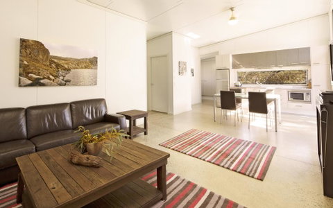 Ecocrackenback 13 - Sustainable Chalet Close To The Slopes - Accommodation Kalgoorlie 2