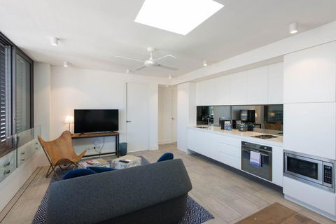 EIGHT TWO NINE TWO IV: BONDI BEACH - Accommodation Kalgoorlie 1