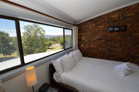 Ellswood 5 - Accommodation Kalgoorlie 1