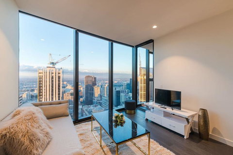 EQ Tower Luxury 2 Bedroom Skyline CBD Apartment - Accommodation Kalgoorlie 2