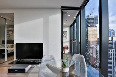 EQ TOWER Melbourne CBD APT - Accommodation Kalgoorlie 0