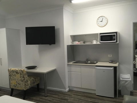 Escape On Lake - Accommodation Kalgoorlie 1