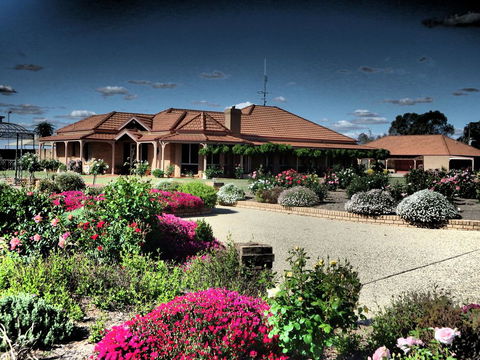 Fairways Bed & Breakfast At Jerilderie - Accommodation Kalgoorlie 3