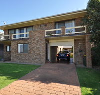 Flat 1/15 Dalmeny Drive - Accommodation Kalgoorlie