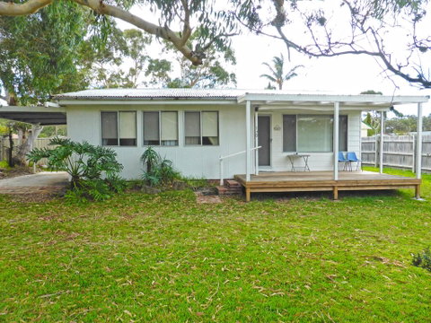 Frangipani Cottage @ Callala Beach - Accommodation Kalgoorlie 0