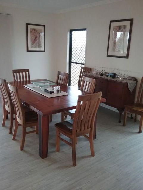 Fraser Views Bed And Breakfast - Accommodation Kalgoorlie 2