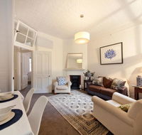 FUN TIMES in HUGE house 1 minute to SYDNEY HARBOUR - Accommodation Kalgoorlie